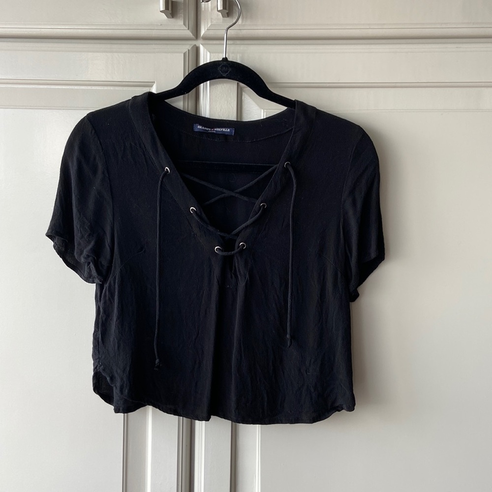 Brandy Melville Crop Tops - Picture 2 of 5